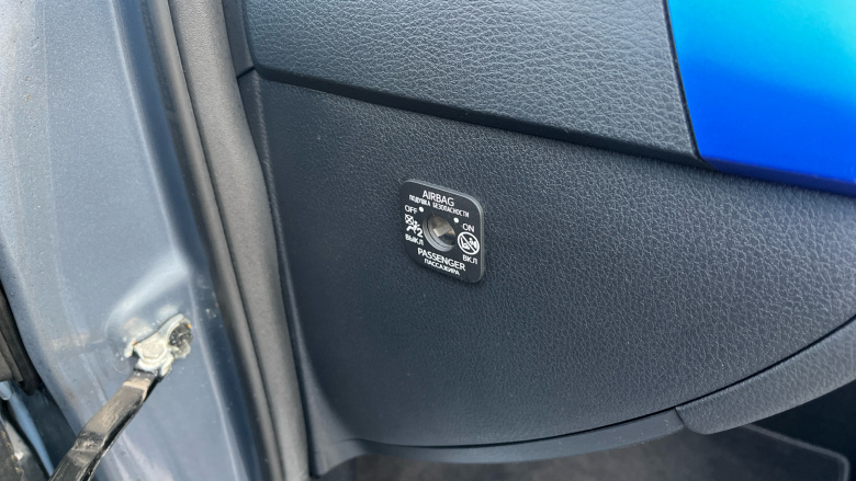 Toyota C-HR 2.0 Hybrid Dynamic 5dr CVT Hybrid Hatchback